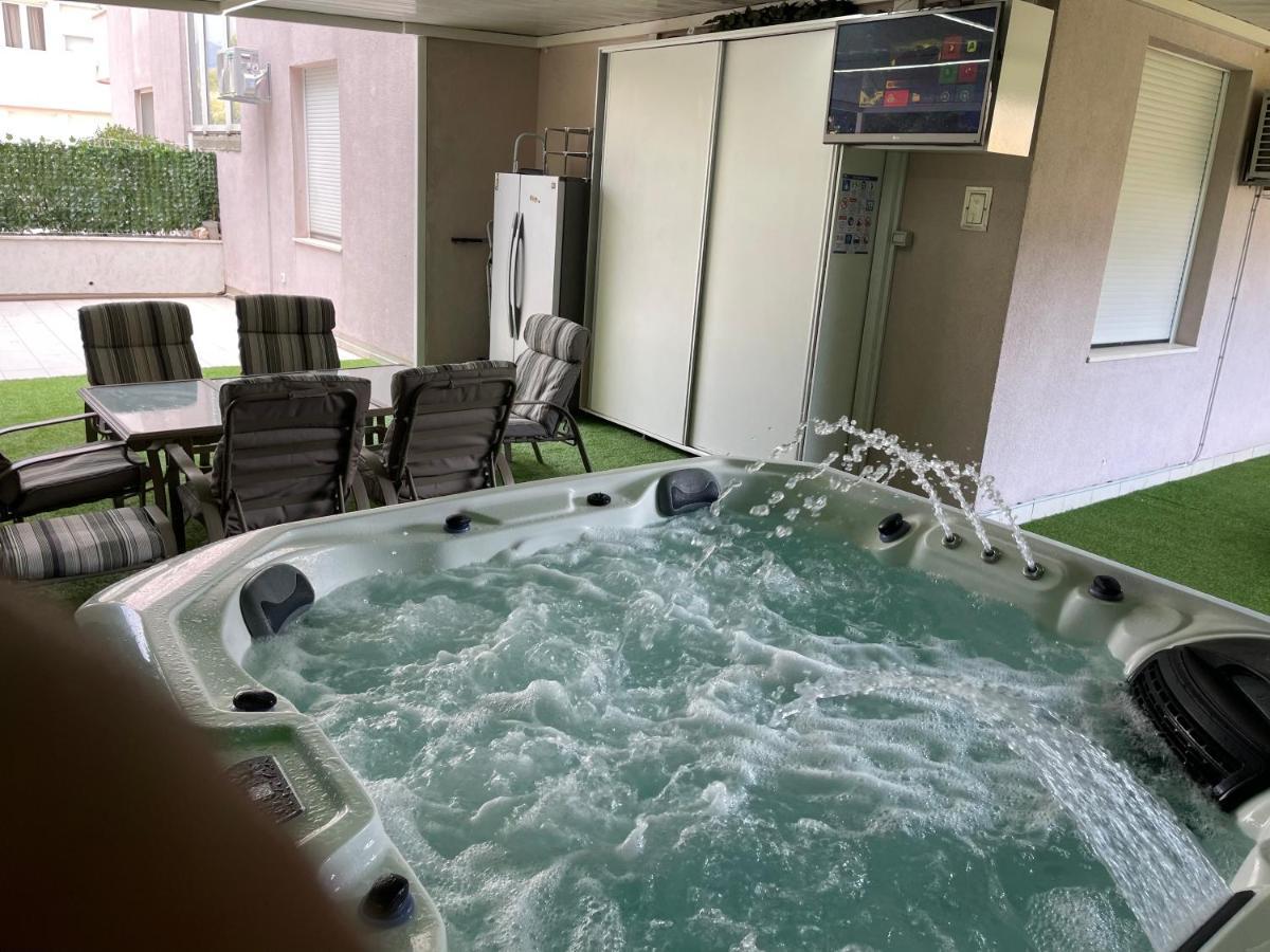 Apartment Relax Whit Big Terrace 170M2 Near The Beach Сплит Екстериор снимка