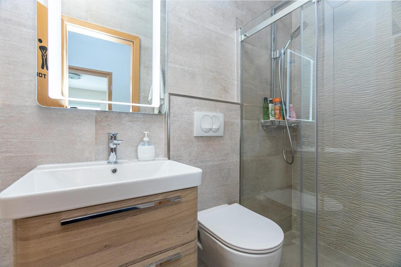 Apartment Relax Whit Big Terrace 170M2 Near The Beach Сплит Екстериор снимка