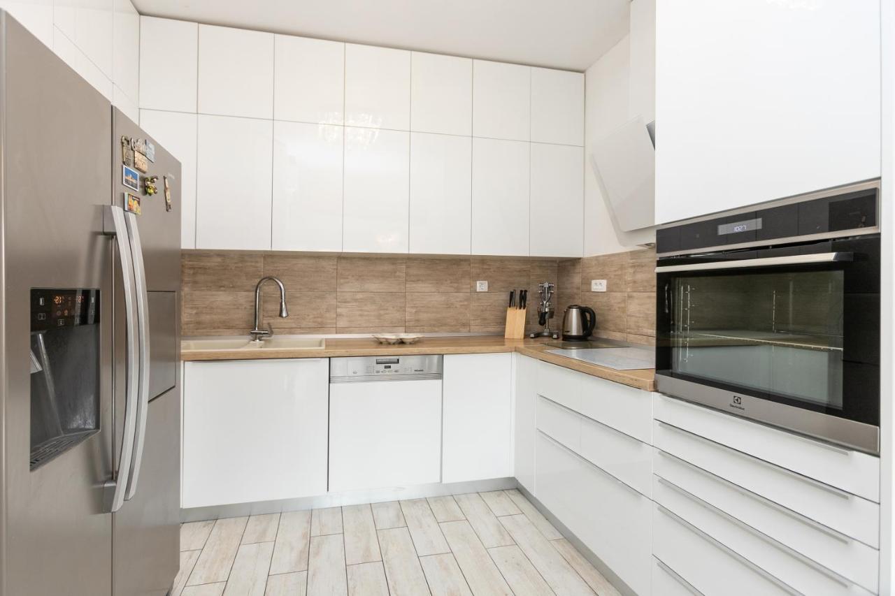 Apartment Relax Whit Big Terrace 170M2 Near The Beach Сплит Екстериор снимка