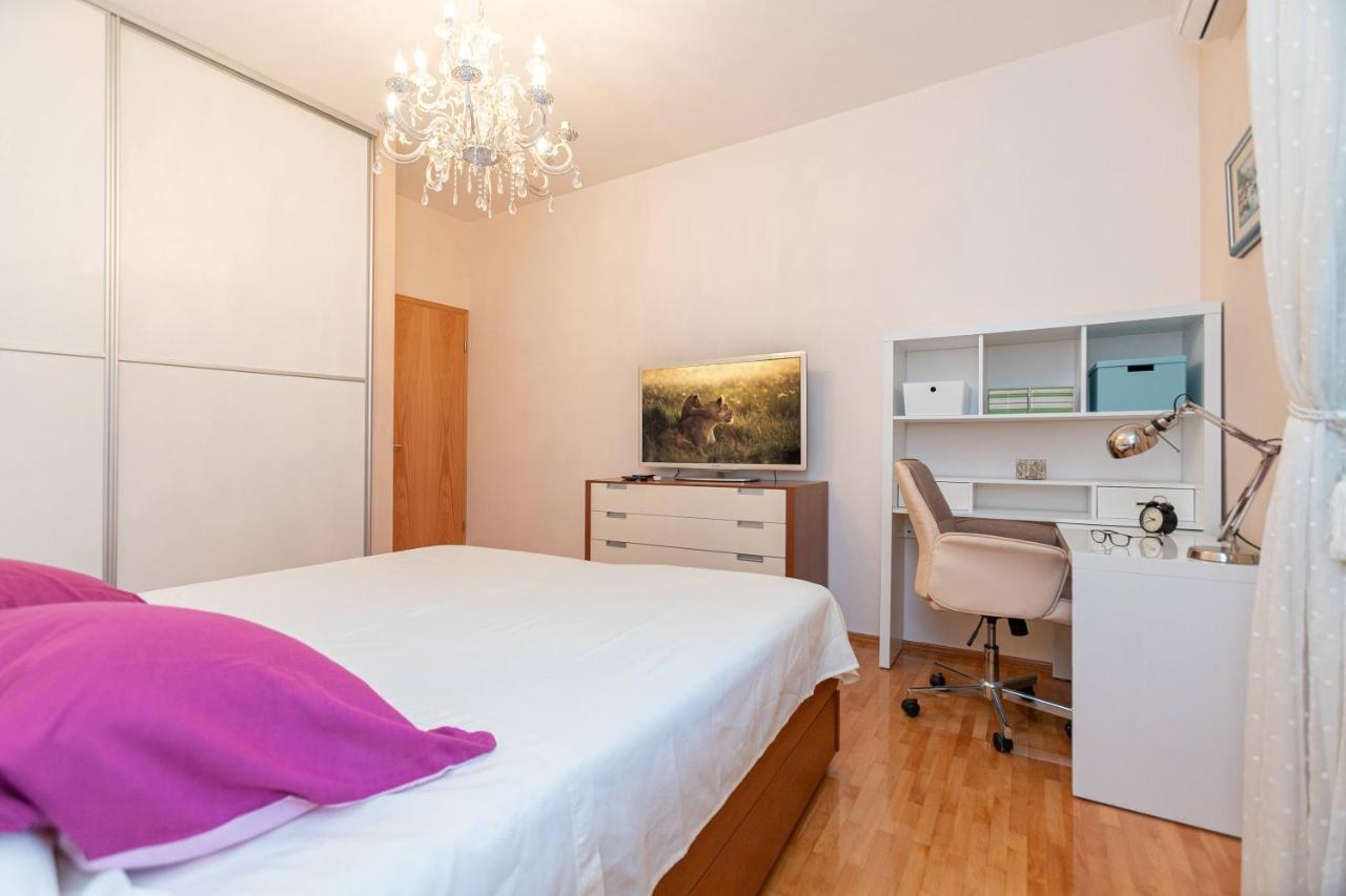 Apartment Relax Whit Big Terrace 170M2 Near The Beach Сплит Екстериор снимка